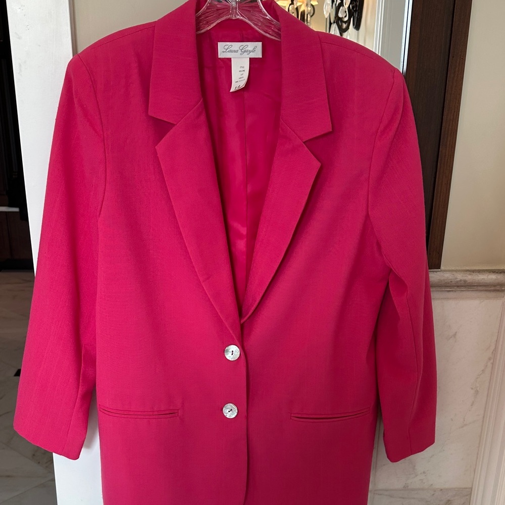 Elegant Pink Blazer by Louis Feraud